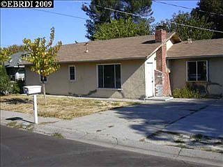 2nd image of 1370 Traynor Rd