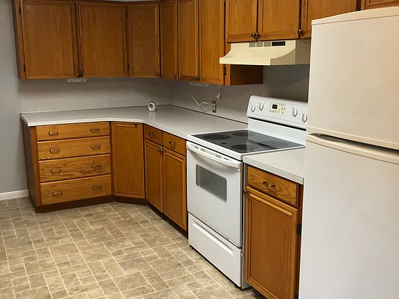 3rd image of 1275 Sherwood Dr