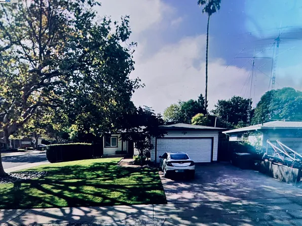 442 E Ferndale Ave, Sunnyvale, CA 94085