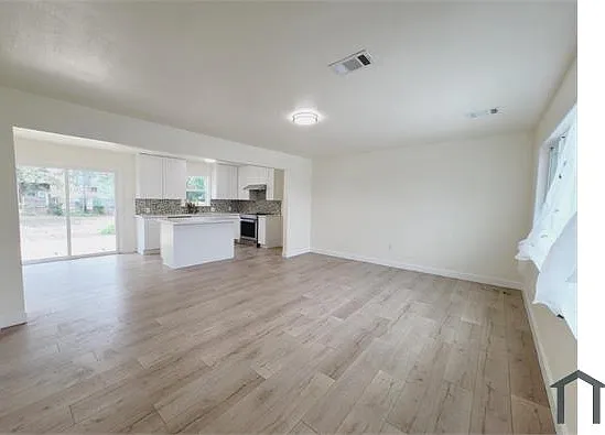 9926 Tangiers Rd — Photo 23