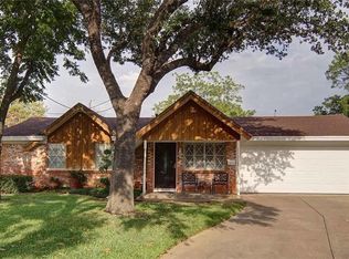 833 Saddle Rd, White Settlement, TX 76108