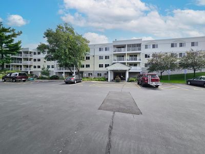 120 Demont Ave E APT 208, Little Canada, MN, 55117