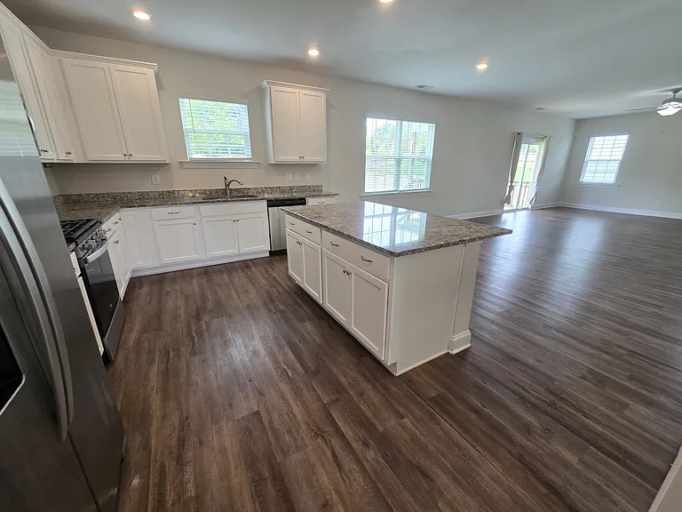 344 Quarryrock Rd — Photo 18