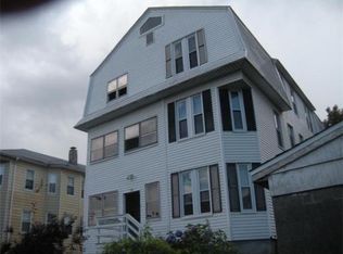 106 Dorchester St, Worcester, MA 01604