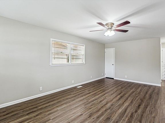 2nd image of 1523 Landon St
