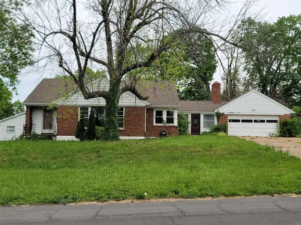 25 Shepley Dr, Saint Louis, MO 63137