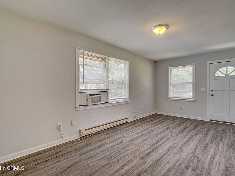 1541 Dorsey Ln NE #A — Photo 13