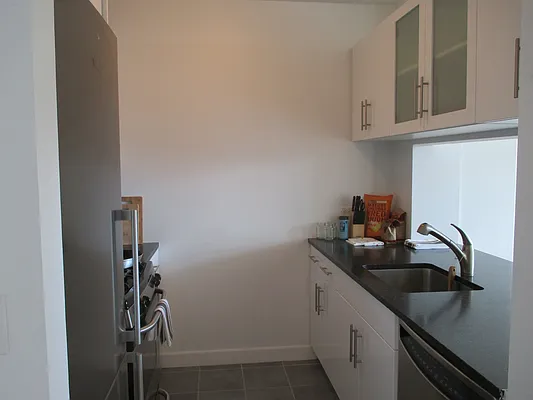 Rented by Nest Seekers International | media 4