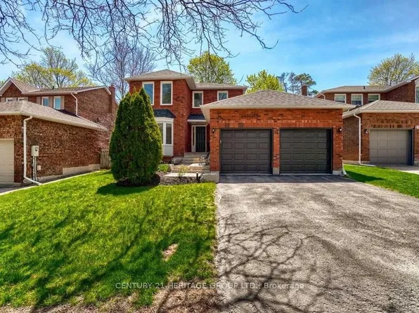 19 Chadburn Cres, Aurora, ON L4G 4V6