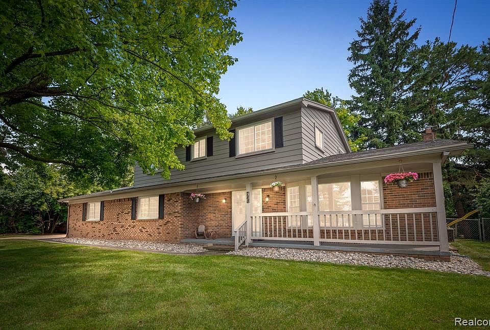 788 Tanview Dr, Oxford, MI 48371 MLS 20240050694 Zillow