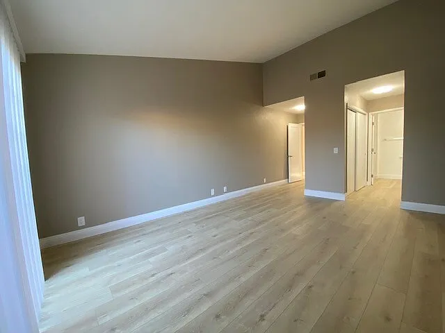 412 Lakeside Way — Photo 16