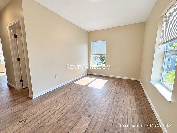 4th image of 19 Western Ave APT 2