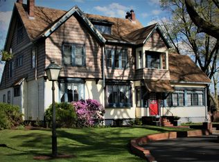 6531 Church Rd, Pennsauken, NJ 08109