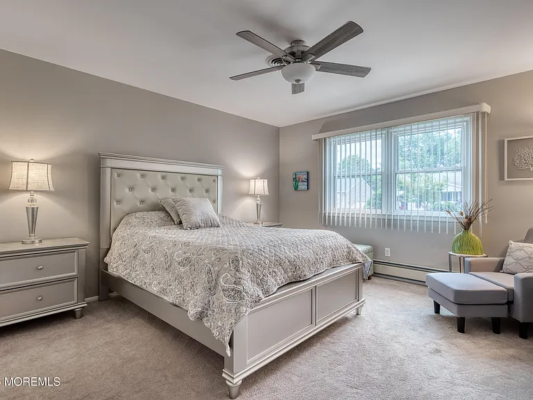 251 Westbrook Dr — Photo 17