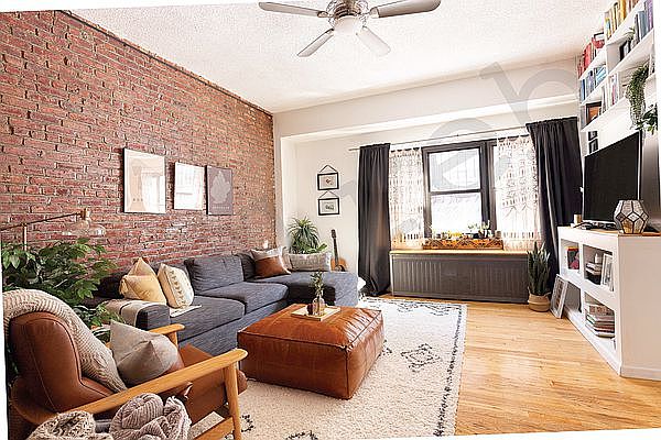 1st image of 196 Underhill Ave #A