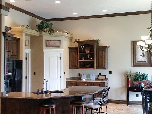 3rd image of 2469 Timberview Dr
