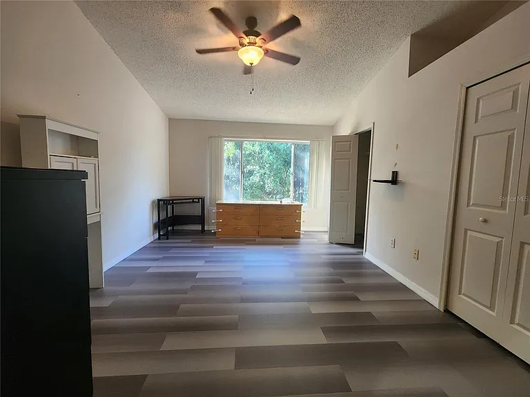 8637 Hunters Key Cir #8637 — Photo 27