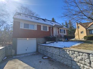 1067 Roxie Ln, Cincinnati, OH 45224