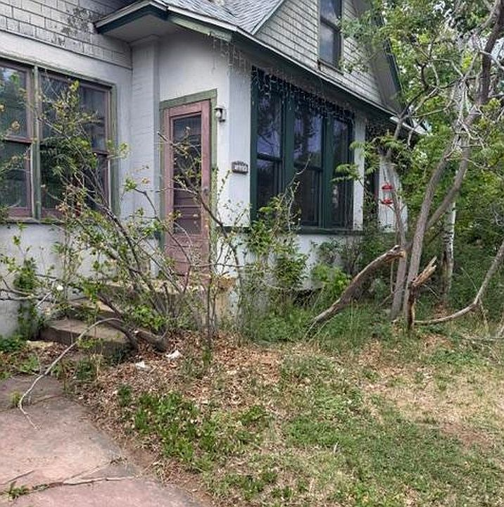 1st image of 990 Grandview Ave