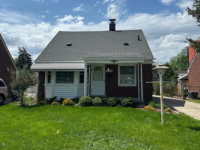 3520 Huron St — Photo 1