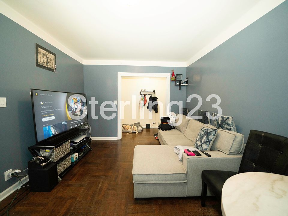 1st image of 2305 29th St APT 2D