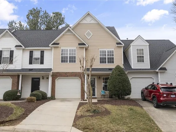 9 Mary Scott Pl, Greensboro, NC 27410