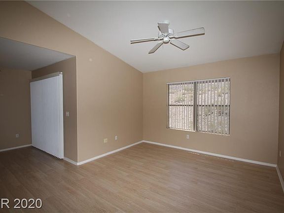 3rd image of 45 Maleena Mesa St APT 1527
