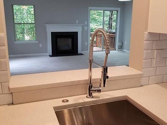 5th image of 7254 Mahogany Dr #2