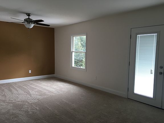 2nd image of 1423 Wabash Dr