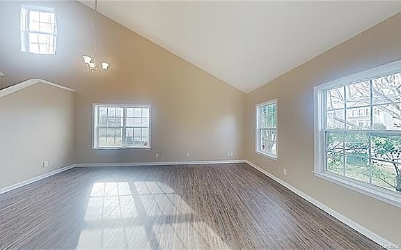 4th image of 5039 Stowe Derby Dr