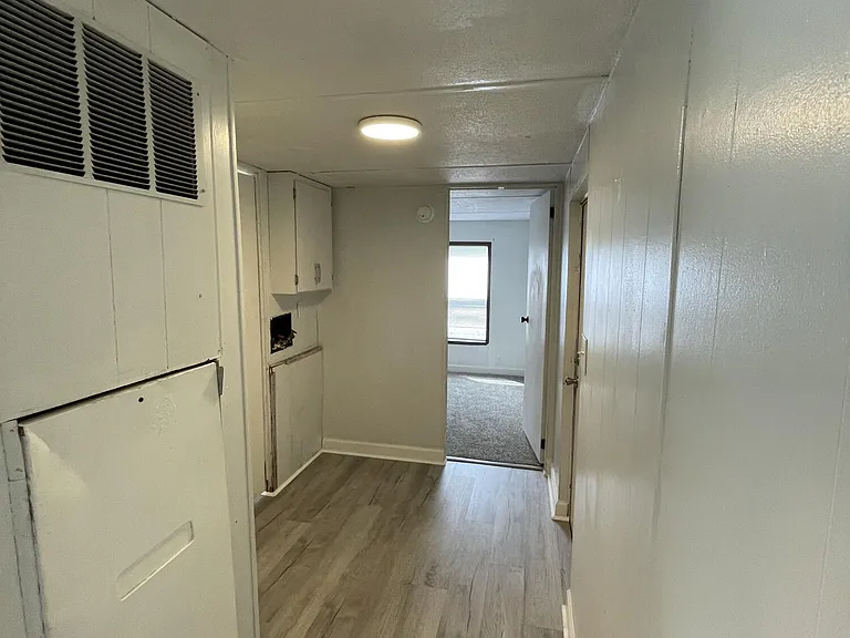 938 Sunset Dr #C — Photo 8