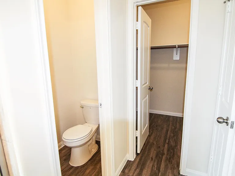 Westhope Dr — Photo 16