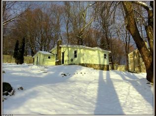 114 Brooklyn Rd, Stanhope, NJ 07874