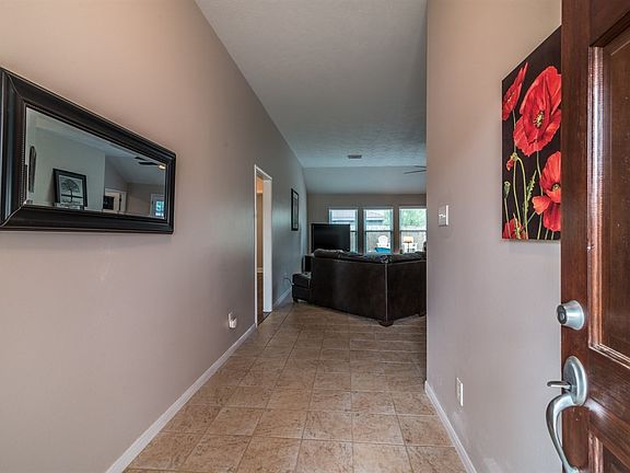4th image of 119 Chariss Glen Dr