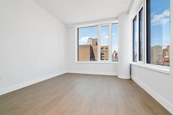 Rented by REAL New York | media 1