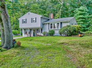 10 Ledgemont Ter, Glocester, RI 02857