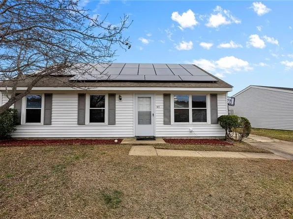 1672 Gallery Ave, Virginia Beach, VA 23454
