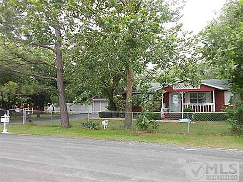 3rd image of 7904 Renee Dr