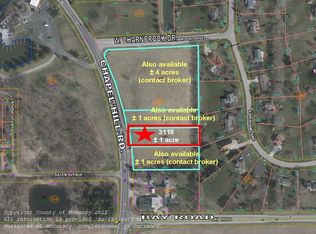 3118 Chapel Hill Rd, McHenry, IL 60051