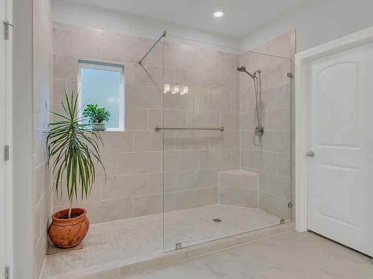 4937 Riverbank Dr — Photo 20