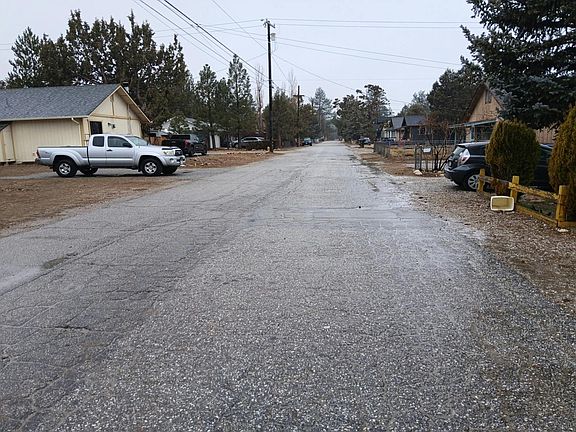 4th image of 2190 4th Ln