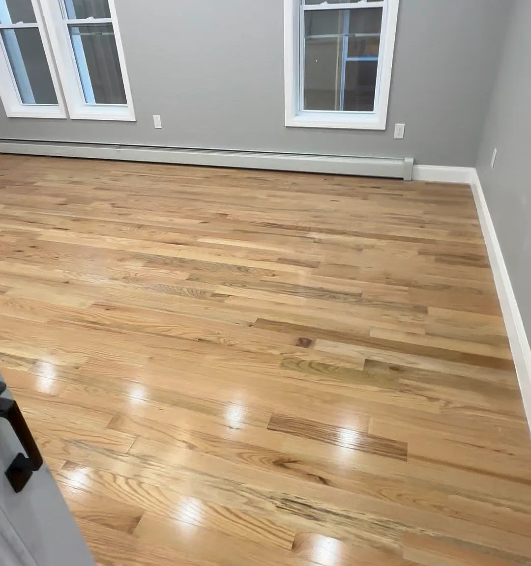 5 bed, $4,750 — Photo 1