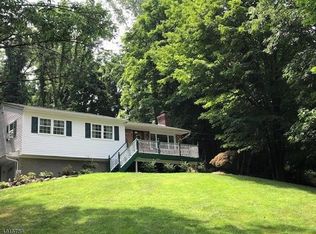 5 Vanderhoof Ct, Vernon, NJ 07462