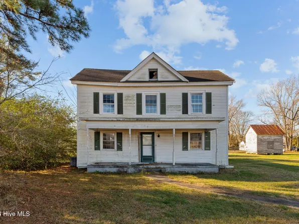 106 S Chestnut Street, Oak City, NC 27857