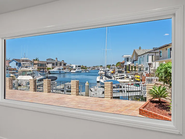 4051 Mistral Dr — Photo 5