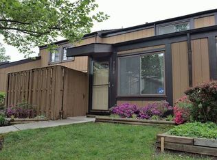 3130 Babashaw Ct, Fairfax, VA 22031