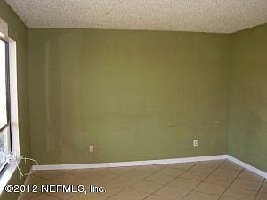 1st image of 2211 Luana Dr E