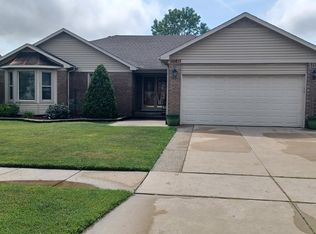 46817 Barbara Dr, Macomb, MI 48044