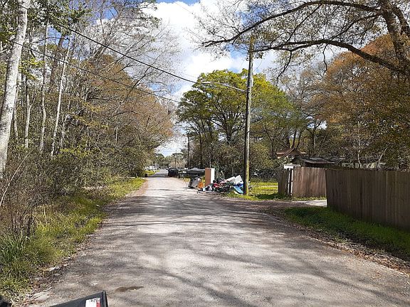 4th image of 8509 Metto Rd