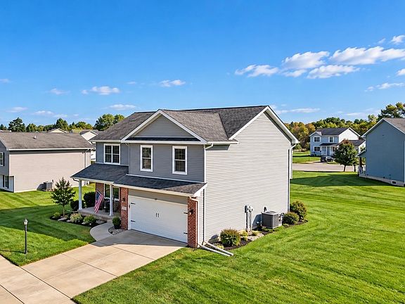 3rd image of 274 Apple Grove Ln